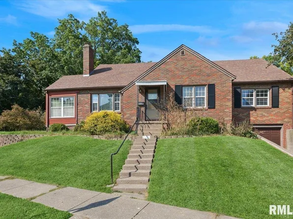 822 W Rusholme St, Davenport, IA 52804