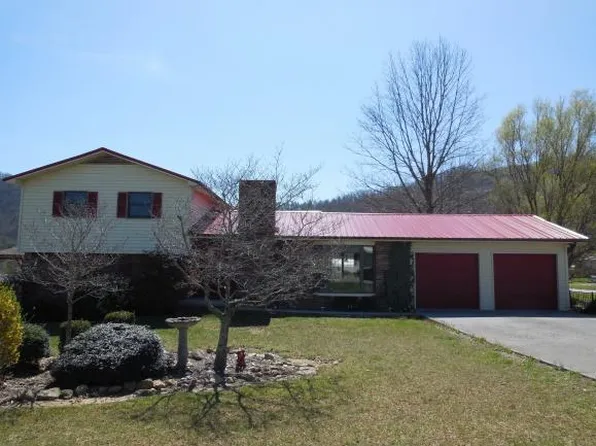 3302 Gap Creek Rd, Hampton, TN 37658