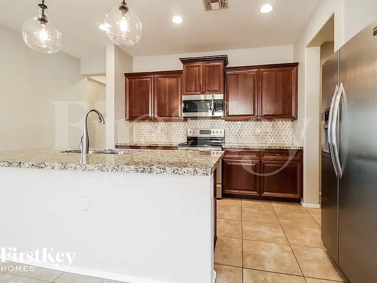 23781 W Hammond Ln — Photo 6