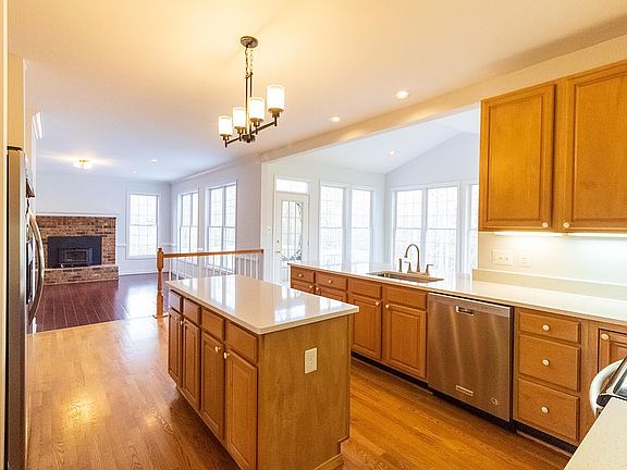 5th image of 9121 Morla Woods Pl