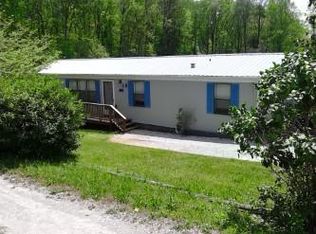 129 Medford Ln, Rocky Top, TN 37769