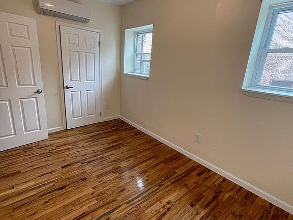 5th image of 202 Broadway APT 1