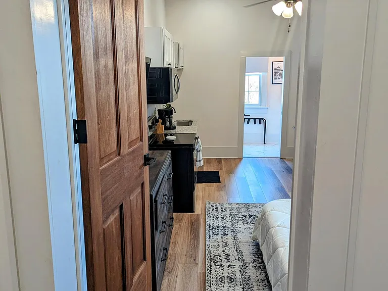 939 Elysian Fields Ave #6 — Photo 7