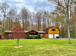 3598 Lakeshore Dr, Gladwin, MI 48624