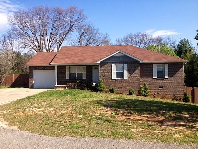 1st image of 336 Greenwood Dr