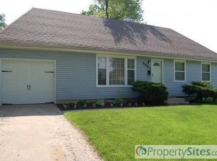 9003 Holly St, Kansas City, MO 64114