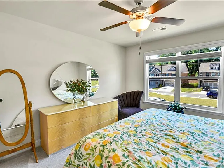 2423 Chene Dr — Photo 22