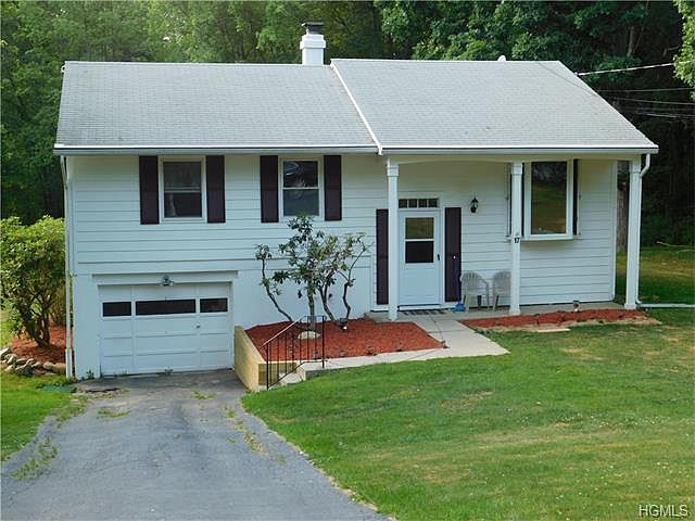 1st image of 17 Perch Dr