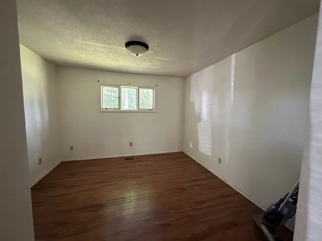 4 bed, 1772 sqft, $1,600 — Photo 4