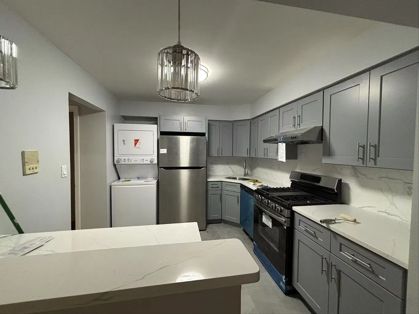 3 bed, 1200 sqft, $3,500 — Photo 2