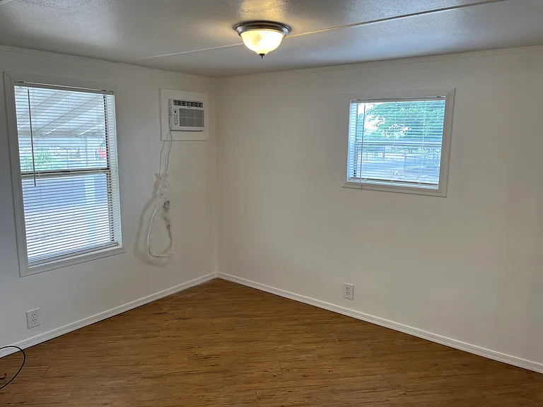 3876 E Hearne Ave — Photo 11