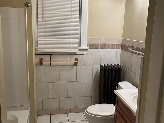 4th image of 4401 Glenway Ave #3