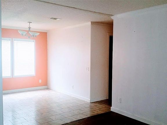 4th image of 2850 Hendry Isles Blvd