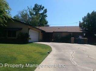 3005 Saratoga St, Bakersfield, CA 93306