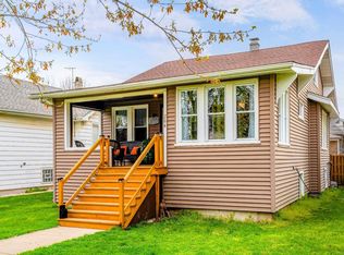 2041 Superior Ave, Whiting, IN 46394
