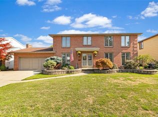 239 Paradise Ln, Tonawanda, NY 14150