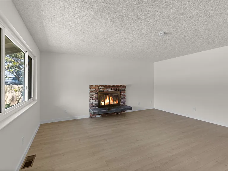 2513 Silver Sage Dr — Photo 9