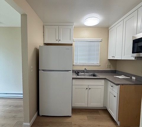 3rd image of 2917 Magliocco Dr #M1