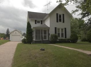 321 W Todd Ave, Reed City, MI 49677