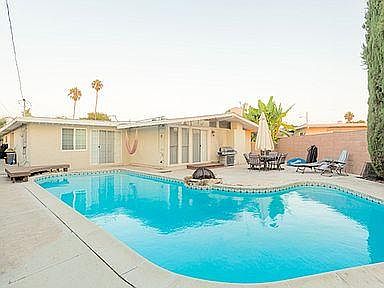 5th image of 11221 Gardenaire Ln
