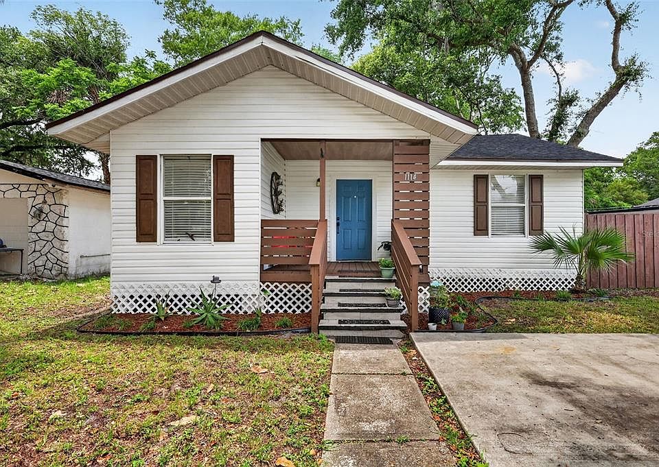 1st image of 1114 Pine Ave