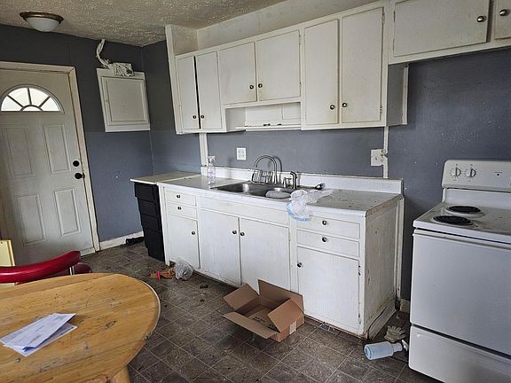 5th image of 3777 E Deshler Ave