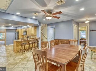 613 Edgewood Rd, York, PA 17402