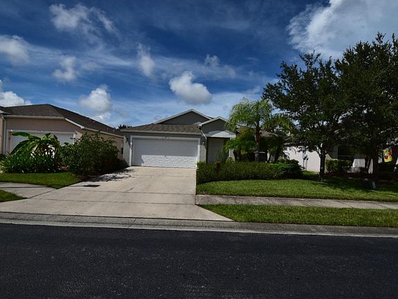 5th image of 879 Greenleaf Cir