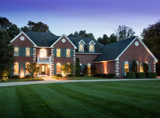 9365 Himalayas Ave, Kalamazoo, MI 49009