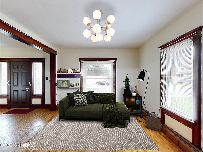 2nd image of 94 Whitehall Road