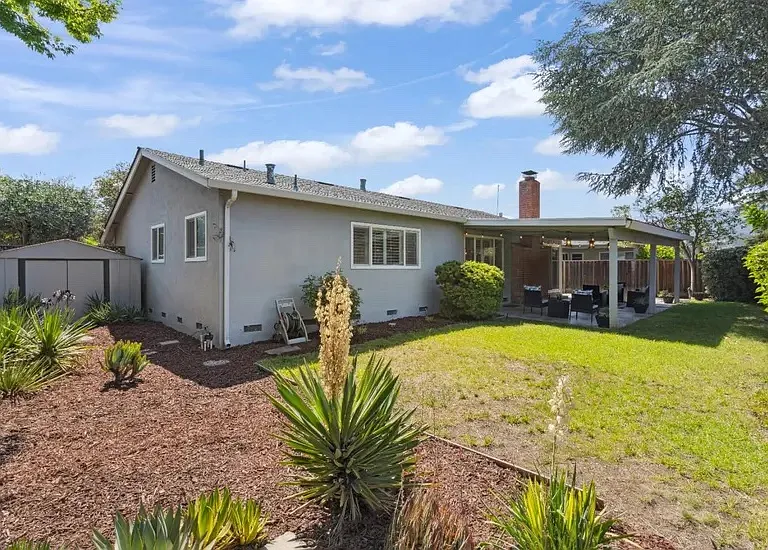 5207 Elrose Ave — Photo 9