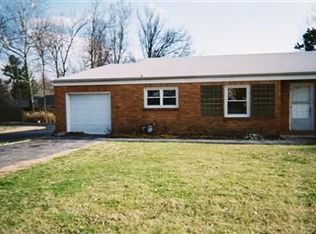 1940 E Wayland St, Springfield, MO 65804