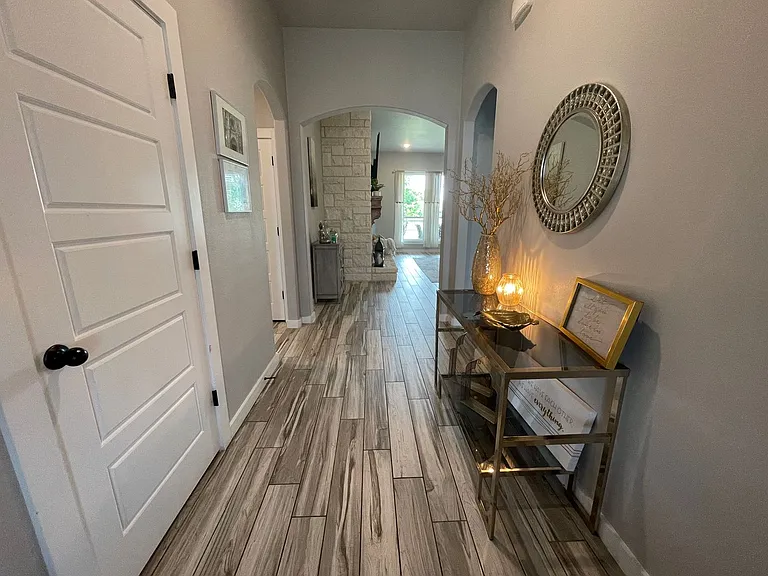 7109 Diamond Dove Dr — Photo 3