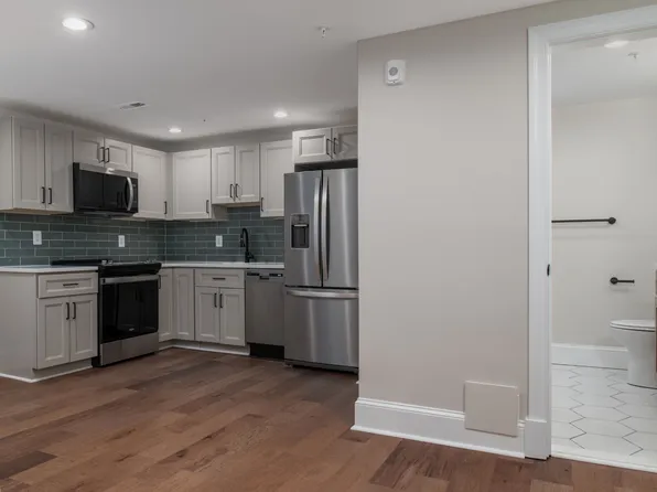 1 E Montgomery St, Baltimore, MD