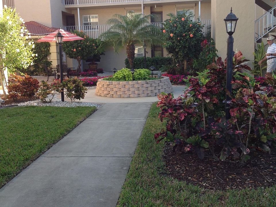 Foxmoor Of Foxfire Condominiums Naples, FL Zillow