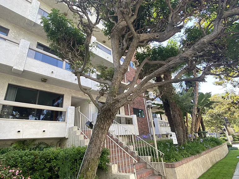 The Hilgard — Photo 42
