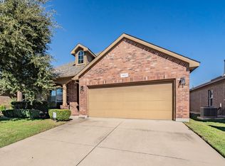 1937 Kachina Lodge Rd, Fort Worth, TX 76131