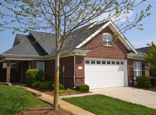 2916 Autumn Harvest Ln, Charlotte, NC 28269