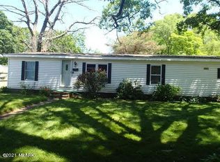 2116 McIlwraith St, Muskegon Heights, MI 49444