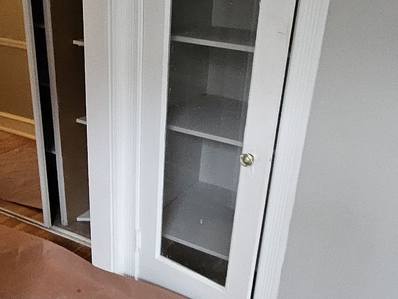 3rd image of 1992 W Cheltenham Ave Floor 2