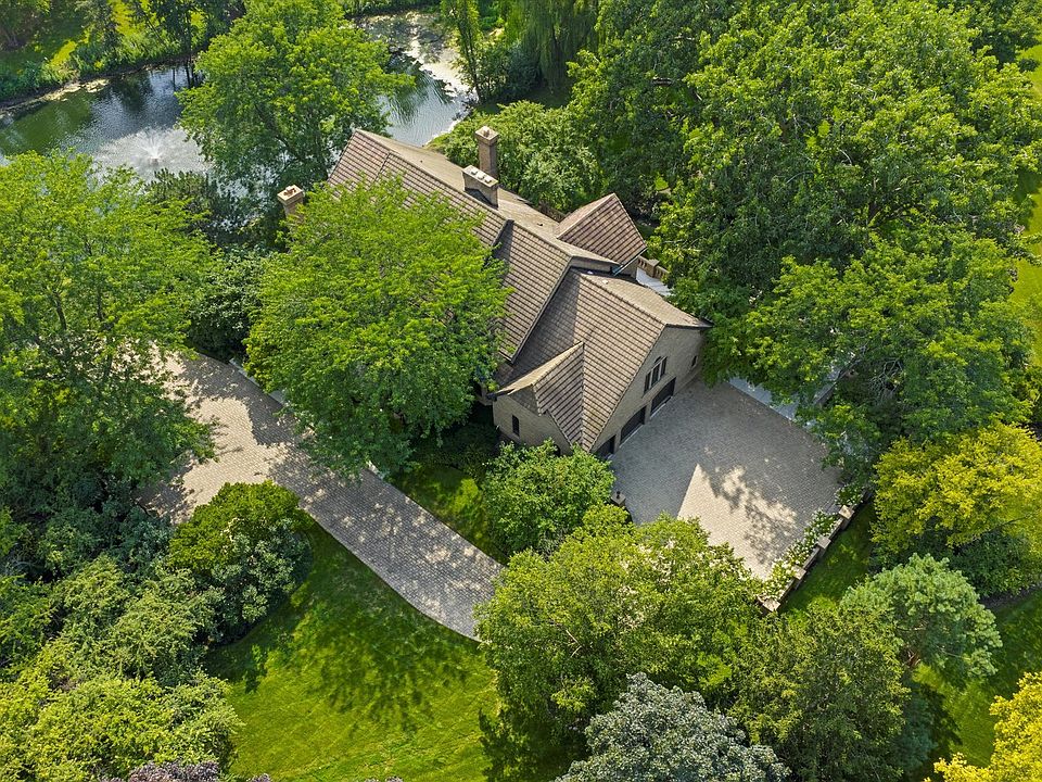 2nd image of 12 S Wynstone Dr