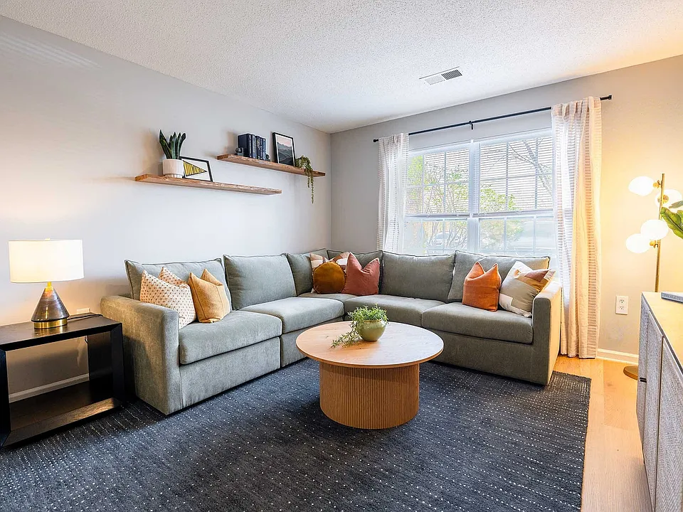 Mountaineer Village - 05