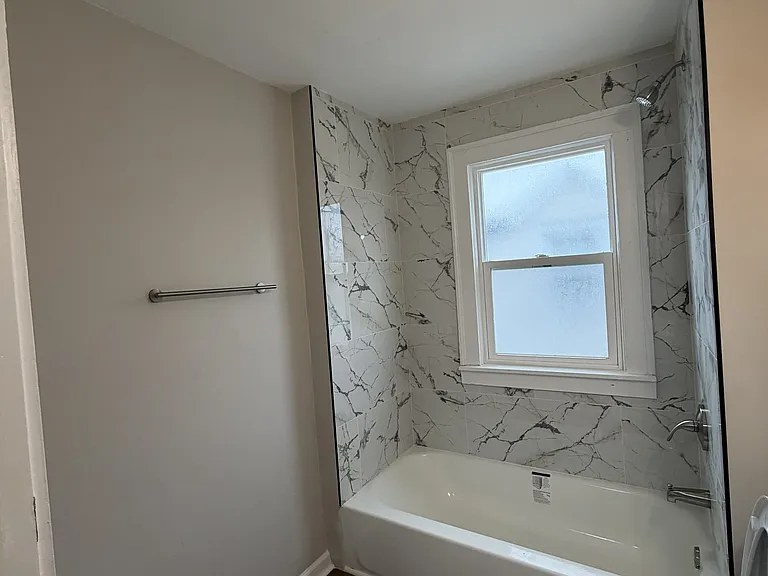 10610 Langton Ave — Photo 14