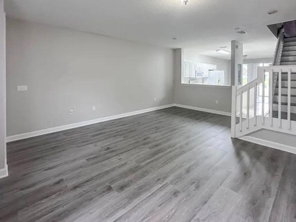 4157 Napoli Lake Dr, Riviera Beach, FL