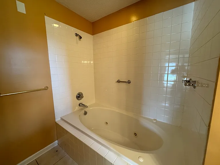 4333 Dew North Ct — Photo 13
