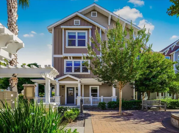 1918 Aberdeen Ln, Mountain View, CA 94043