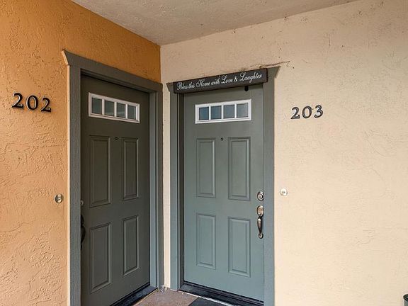 2nd image of 155 Avenida Descanso Unit 202