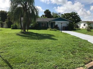 614 Grandview Ct, Lehigh Acres, FL 33936