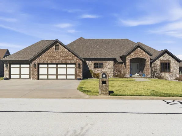 907 W Lorenza Drive, Nixa, MO 65714