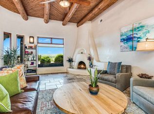 2 Plaza Velasquez, Santa Fe, NM 87506